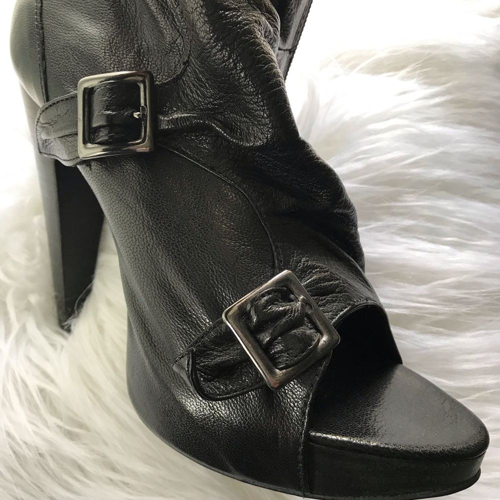 New Steven by Steve Madden ‘Slasssh’ Booties - Picture 3 of 6